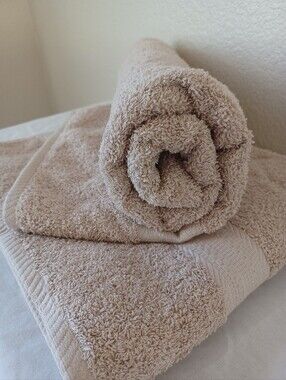 NWT 2 PIECE SET The Big One Bath Towel 100% Cotton Terrycloth Tan 55"x30"